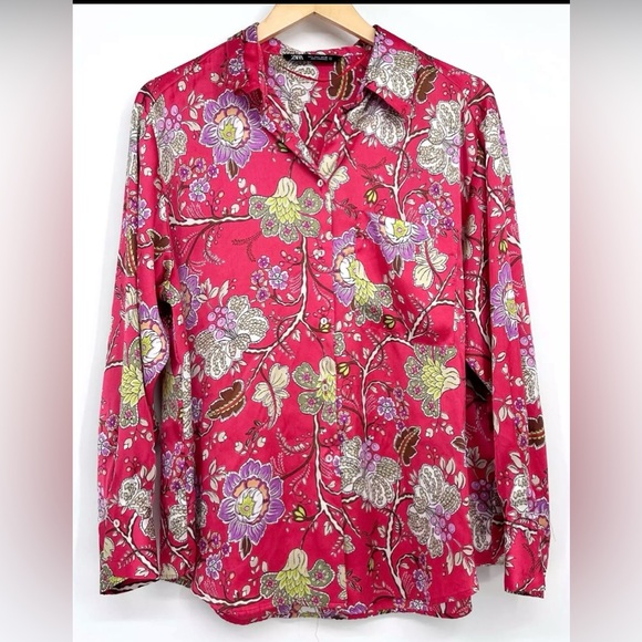 Zara Red Floral Satin Button-Up Shirt | Large | Green, Yellow, Black Detail - Picture 6 of 8